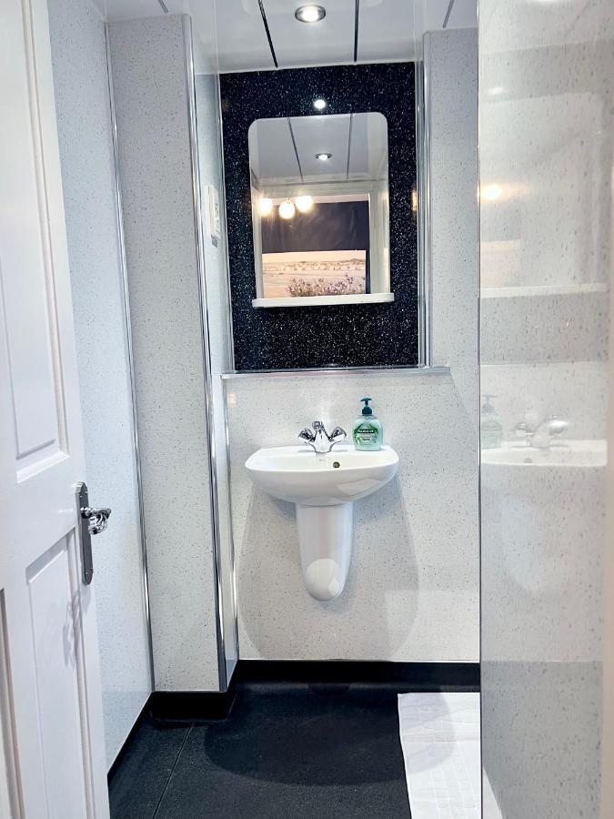 Roost Hill - Free Parking Zone Hotel Edinburgh Bilik gambar